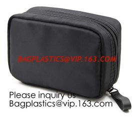 China Canvas Makeup Bag Ladies Clutch Bag With Gold Zipper,Dopp Case Striped Canvas Cosmetic Makeup Bag with leather handle supplier