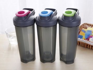 700ML portable Plastic bottle, 500ML portable Plastic Mug, Health premium portable plastic drinking bottles, Fashional p supplier