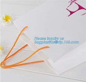 Christmas custom luxury gift food grade bakery Paper cake and bread packaging box carry Bag cut handle logo wholesale supplier
