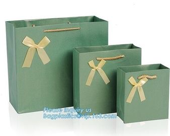 Waterproof Luxury Christmas Raw Materials Of Making Paper Carrier Gift Bag with Twisted Handle，Factory Promotional Small supplier